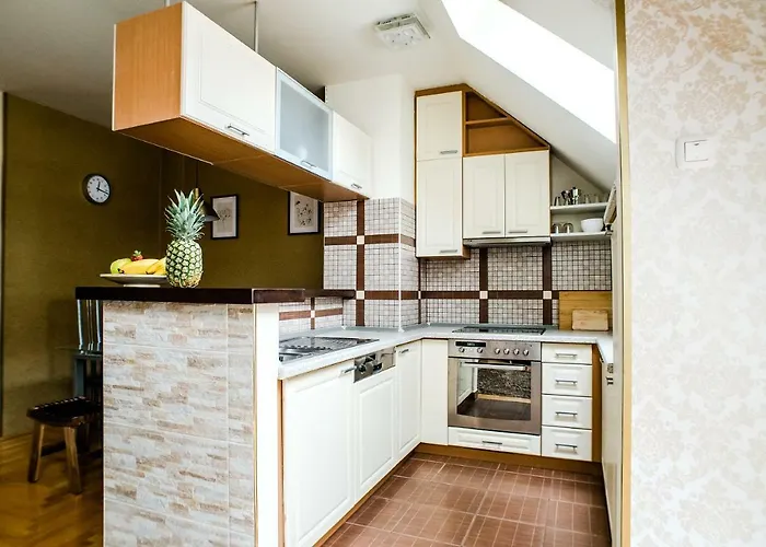 Hollo - Private Garage - A/c Appartement Budapest
