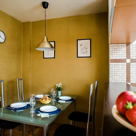 Hollo - Private Garage - A/c Apartman *