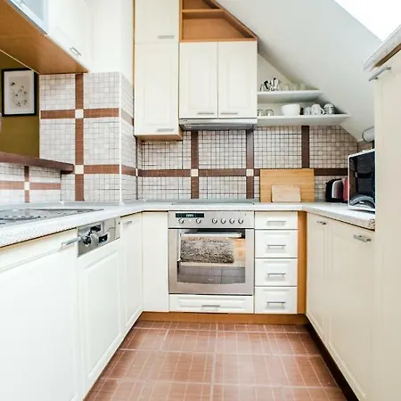 Hollo - Private Garage - A/c Apartman *